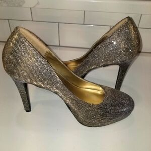 FIONI Clothing Silver/gold High Heel Pumps